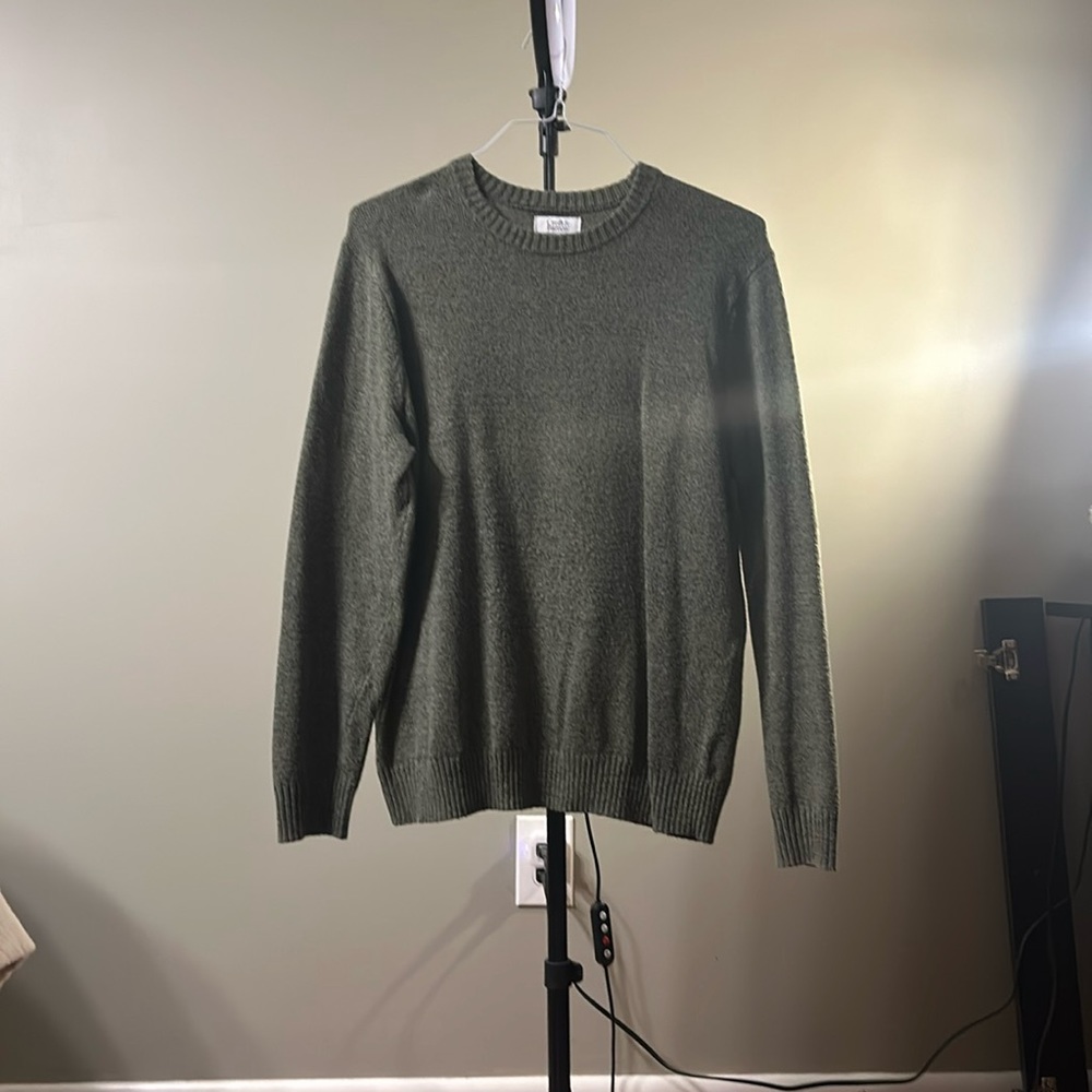 Medium - Green Sweater - Croft and Barrow - Great Condition